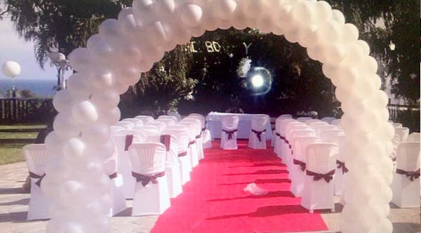 Decoración con globos en Arcos para bodas