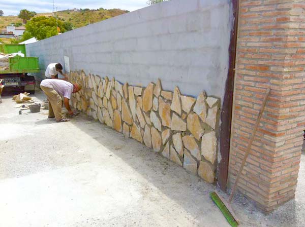 Construcción de Muros de Piedra