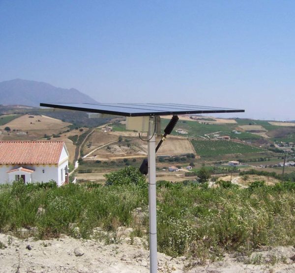 Instalación solar fotovoltaica con seguidor solar
