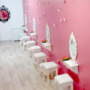 Salón para Celebraciones de Princesas DIVERCUT en Estepona