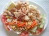 Plato combinado de calamares del país con ensalada Estepona