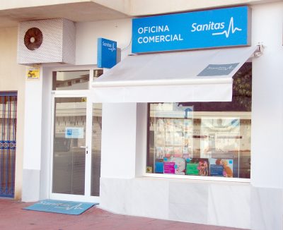 Fachada Sanitas Estepona