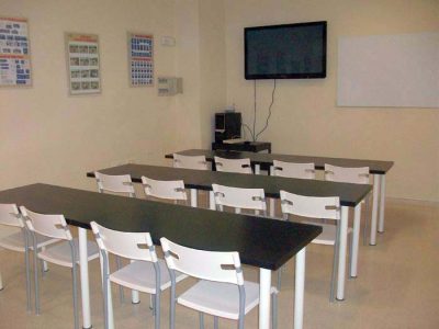 Permiso de conducir B, coches Estepona