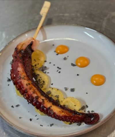 Pincho de pata de pulpo en Estepona
