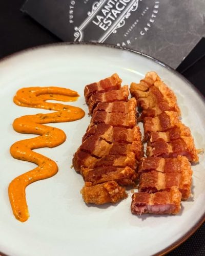 Torreznos de Soria con Salsa Gaucha