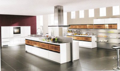 Muebles de cocina con isla en Estepona