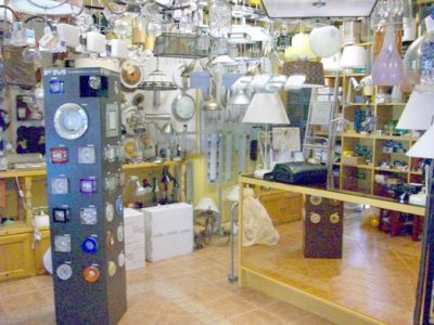Tienda de lámparas en Estepona